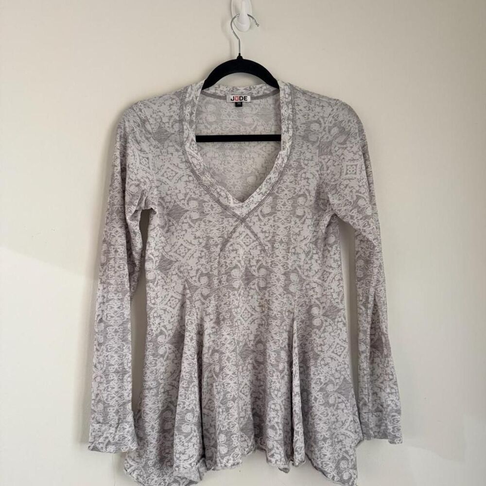 Boho Jude Grey Burnout Print Handkerchief Hem Top, Size M